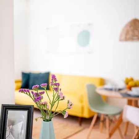 Monsanto Hill House - No. 565 1d Apartment *