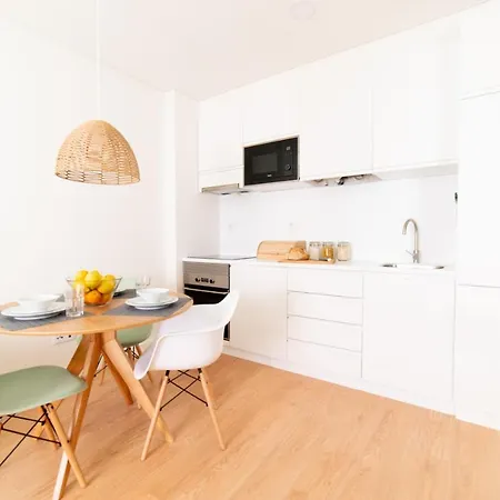Apartment Monsanto Hill House - No. 565 1d *